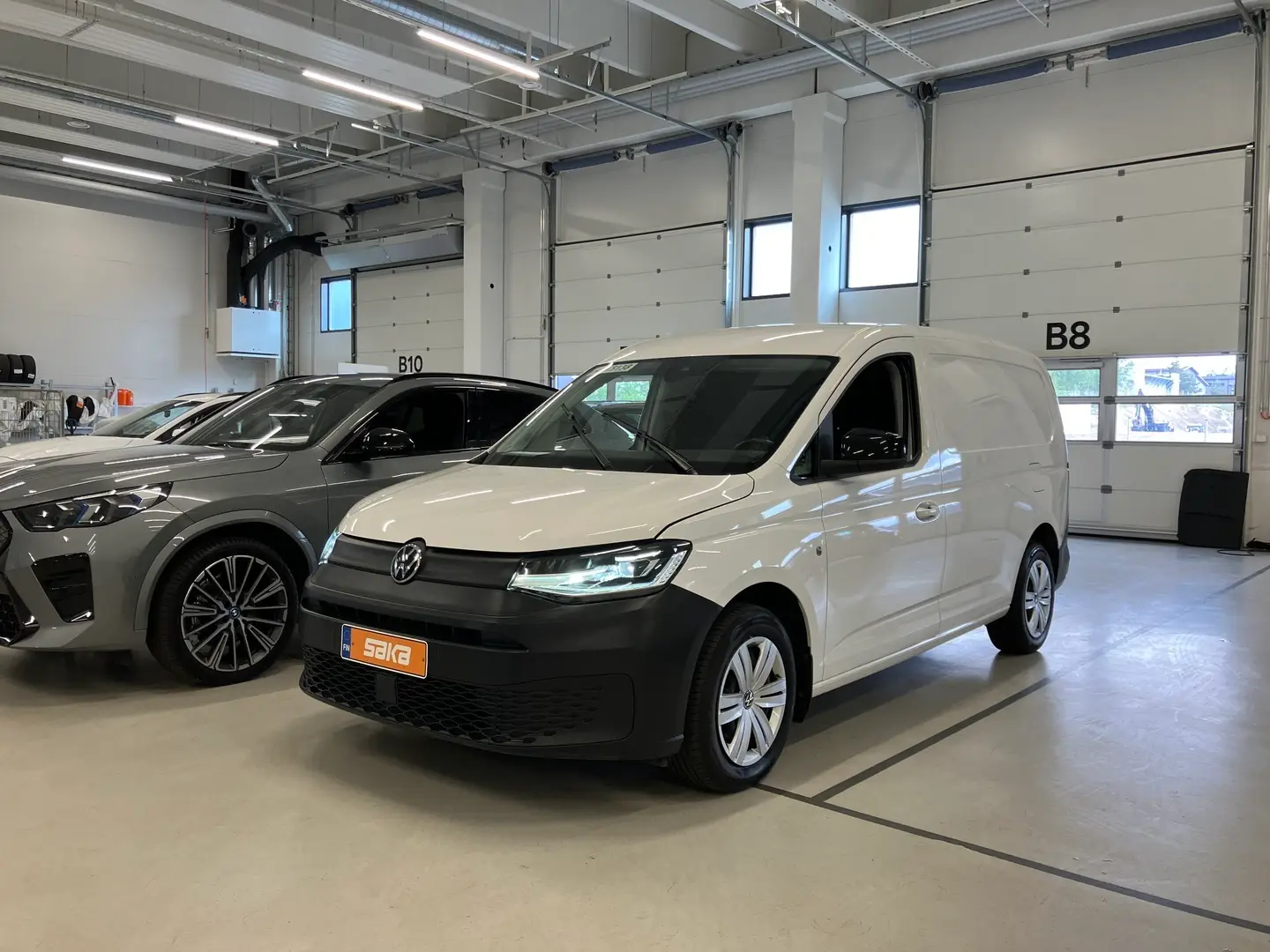 Car Image - 6lBYe9phoVmK3UWK1j0pR7