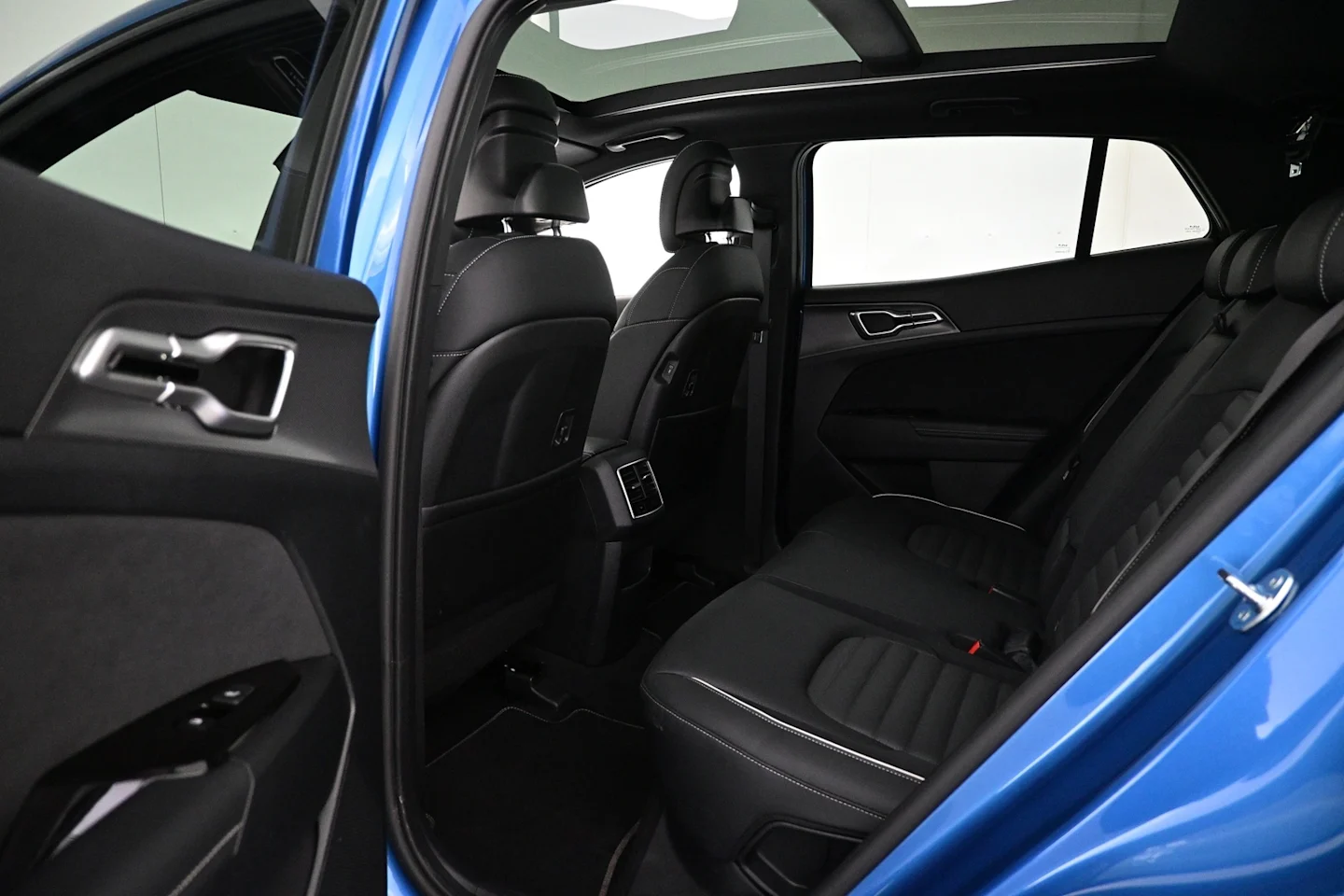 Car Image - 31WPzJGehcBWZ2tltHTe8U