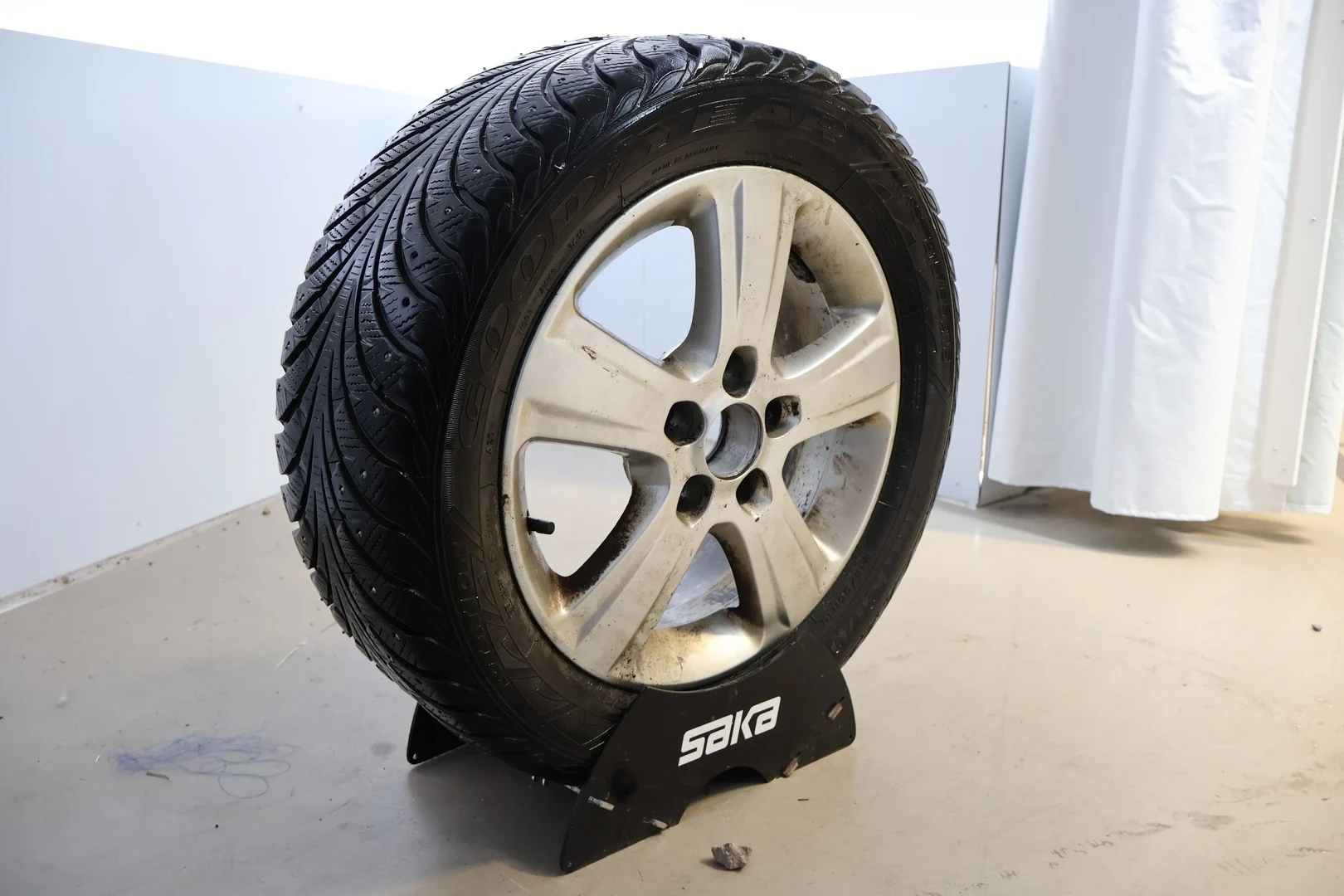 Car Image - 5VvGsFxtwjdjYlbRl4SYaF