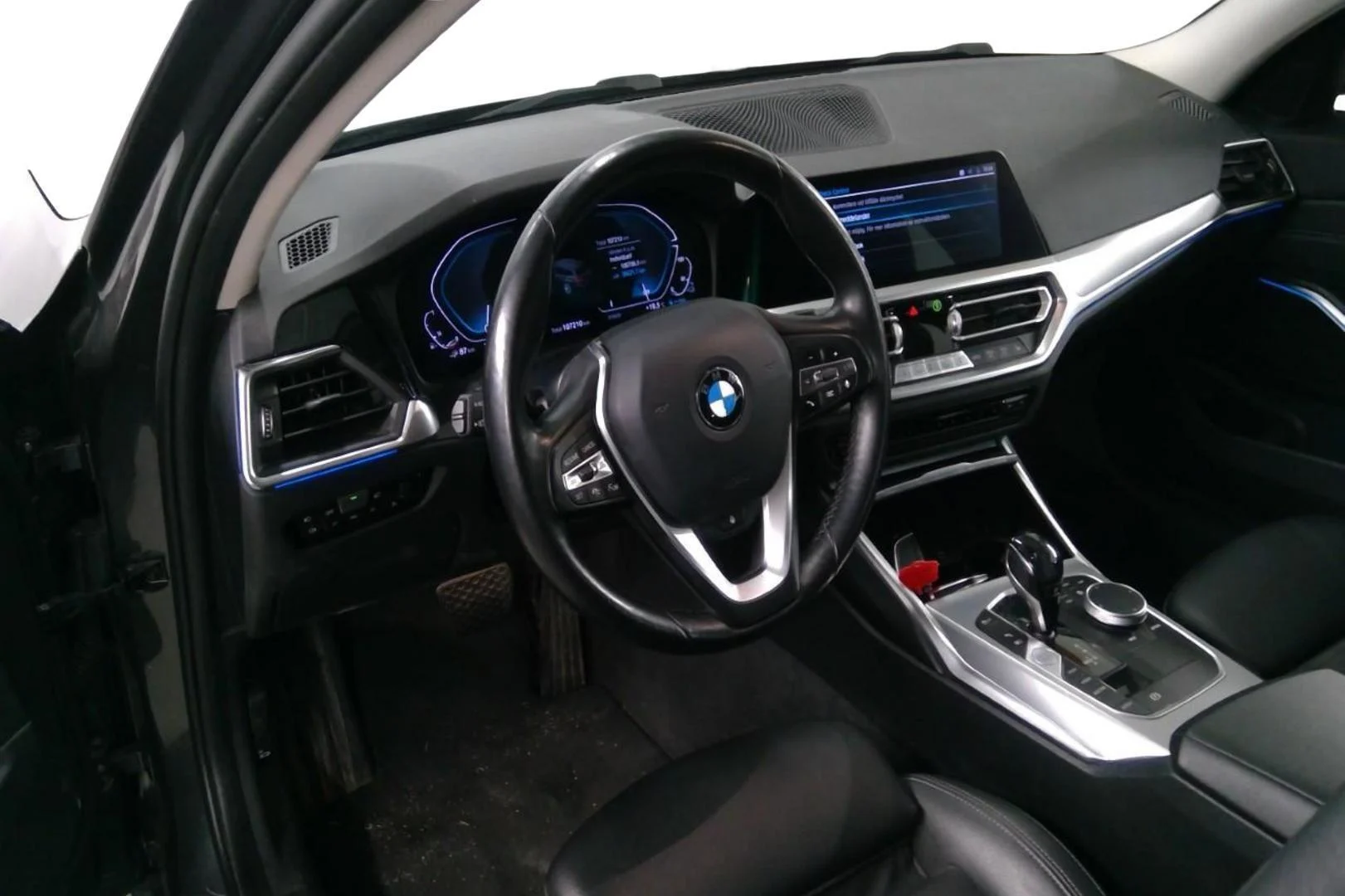 Car Image - 5bbXm32Bpakq9lMFDRzNBh