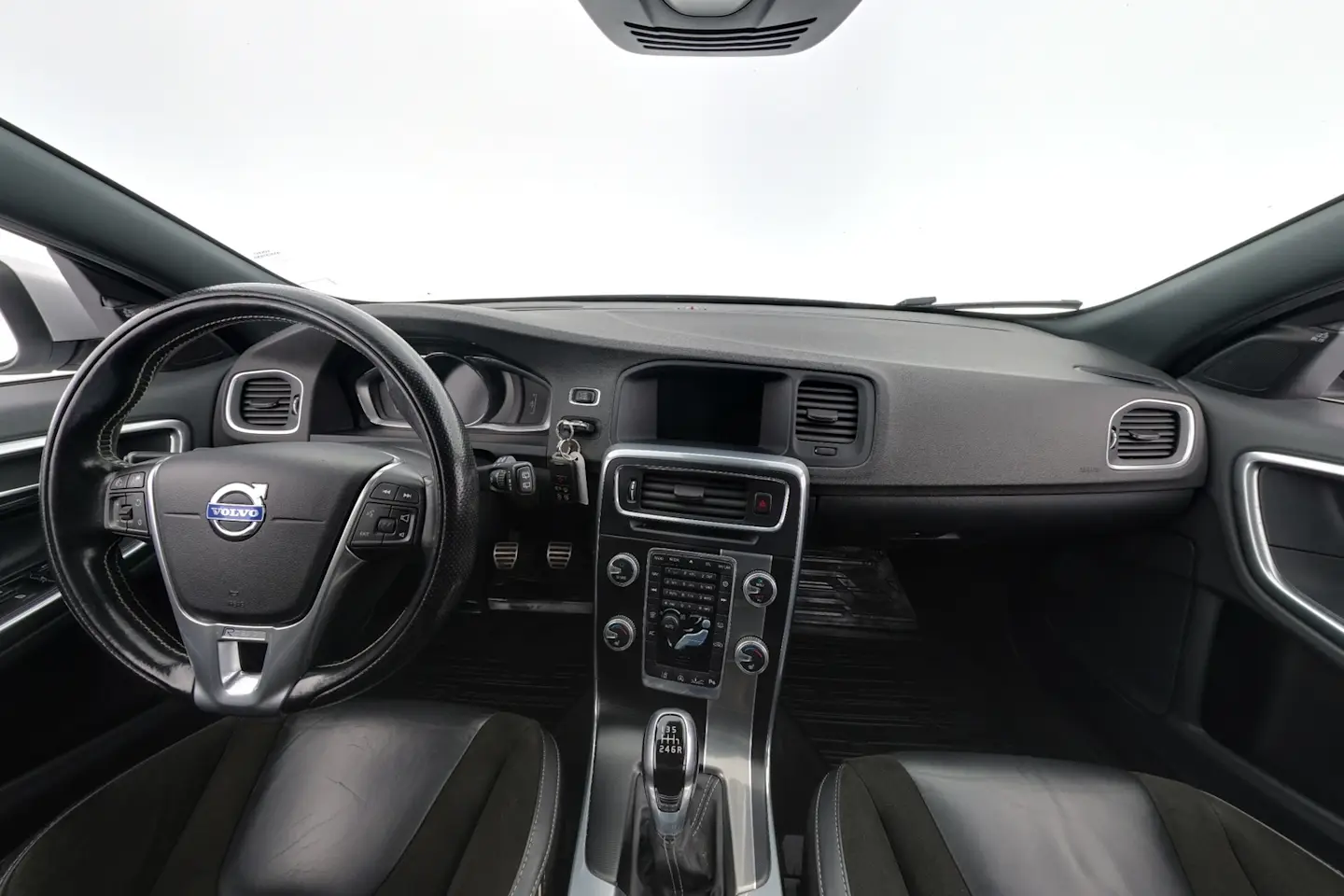 Car Image - 3n5K5kkTp9uM9Tl0EfrkWE