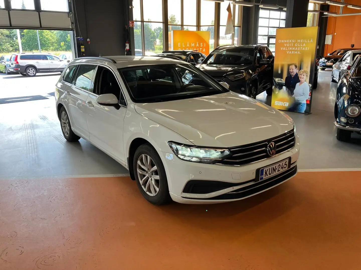 Car Image - 1hcZf78ZhIOQkmcQhp9ikS