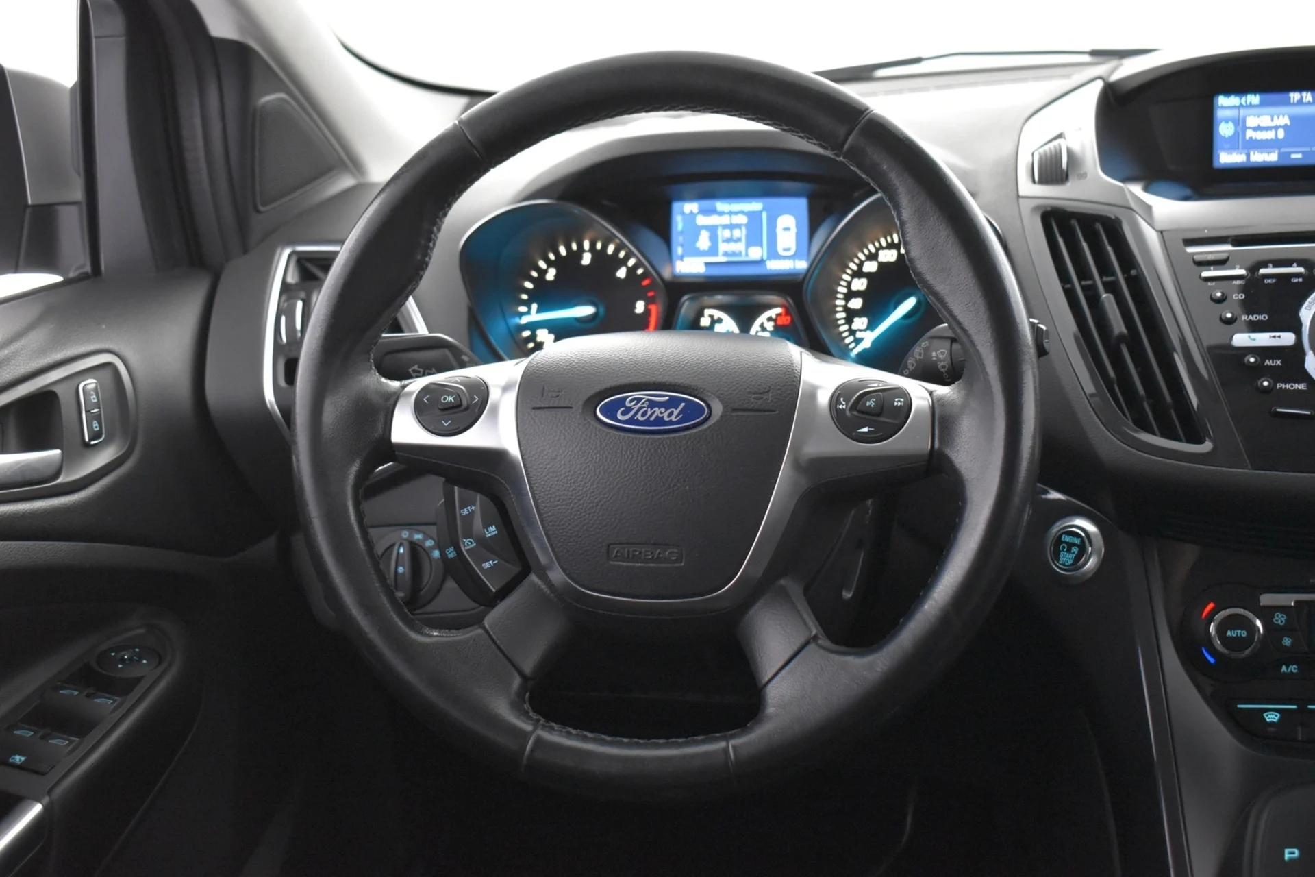 Car Image - 4zFhnjBPW9gIEGfjFf5jP0