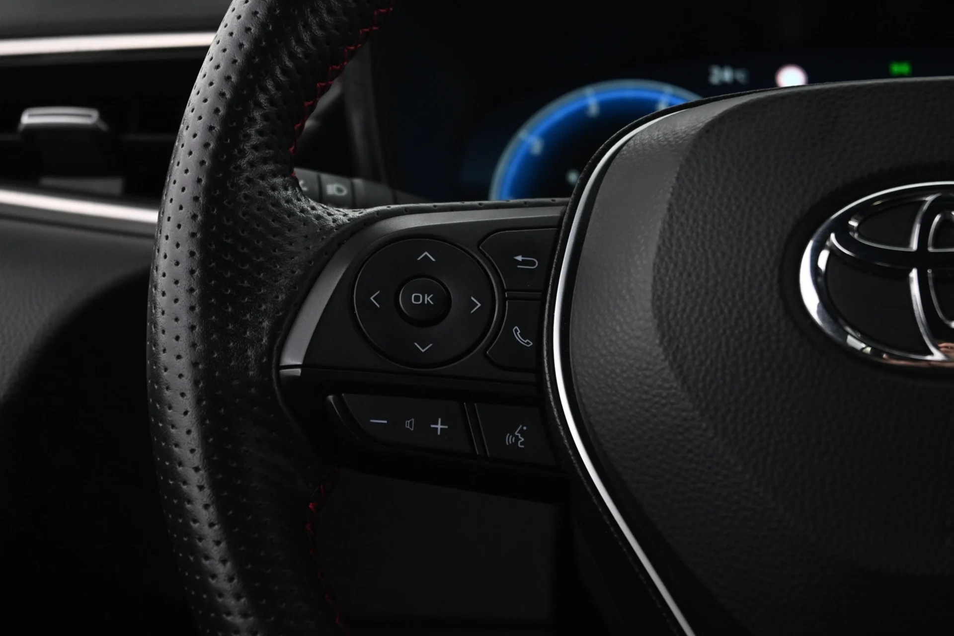 Car Image - 6UC5M8OdntKQ0opkGJZUSx