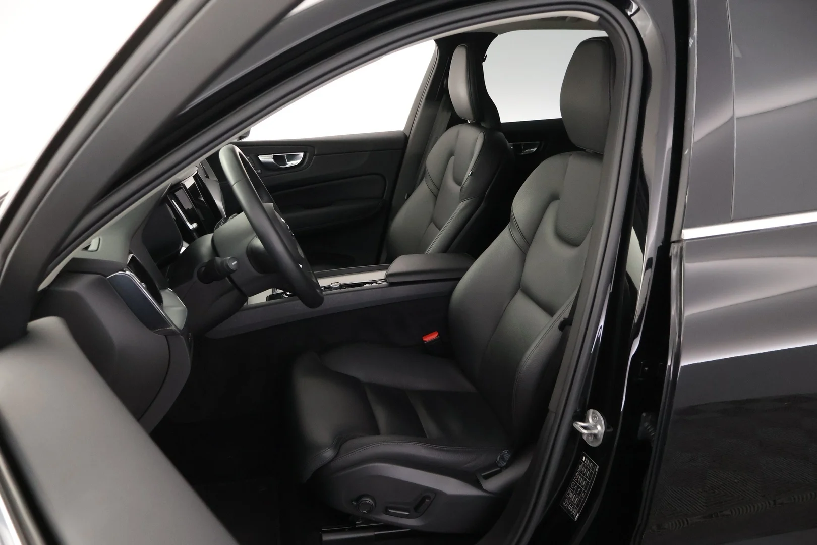 Car Image - y8QXUhw7qAzNICY6UaxLq