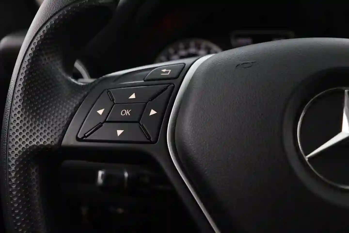 Car Image - 51cRJykF0GJrmlodiHgir0