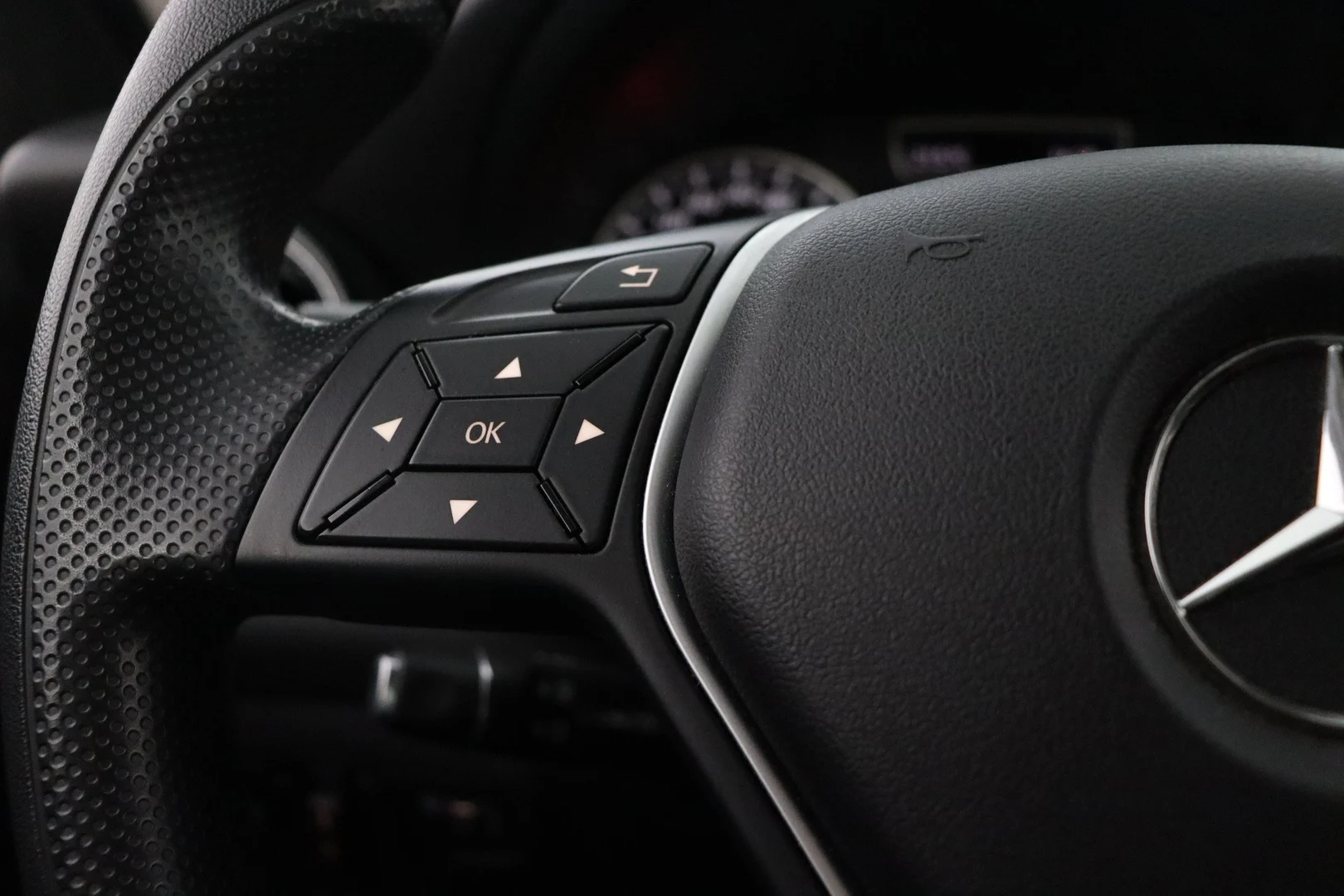 Car Image - 51cRJykF0GJrmlodiHgir0