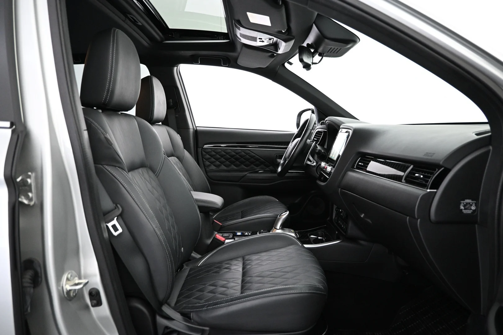 Car Image - 6n3bPxXKIxyVuoykFbaIpR