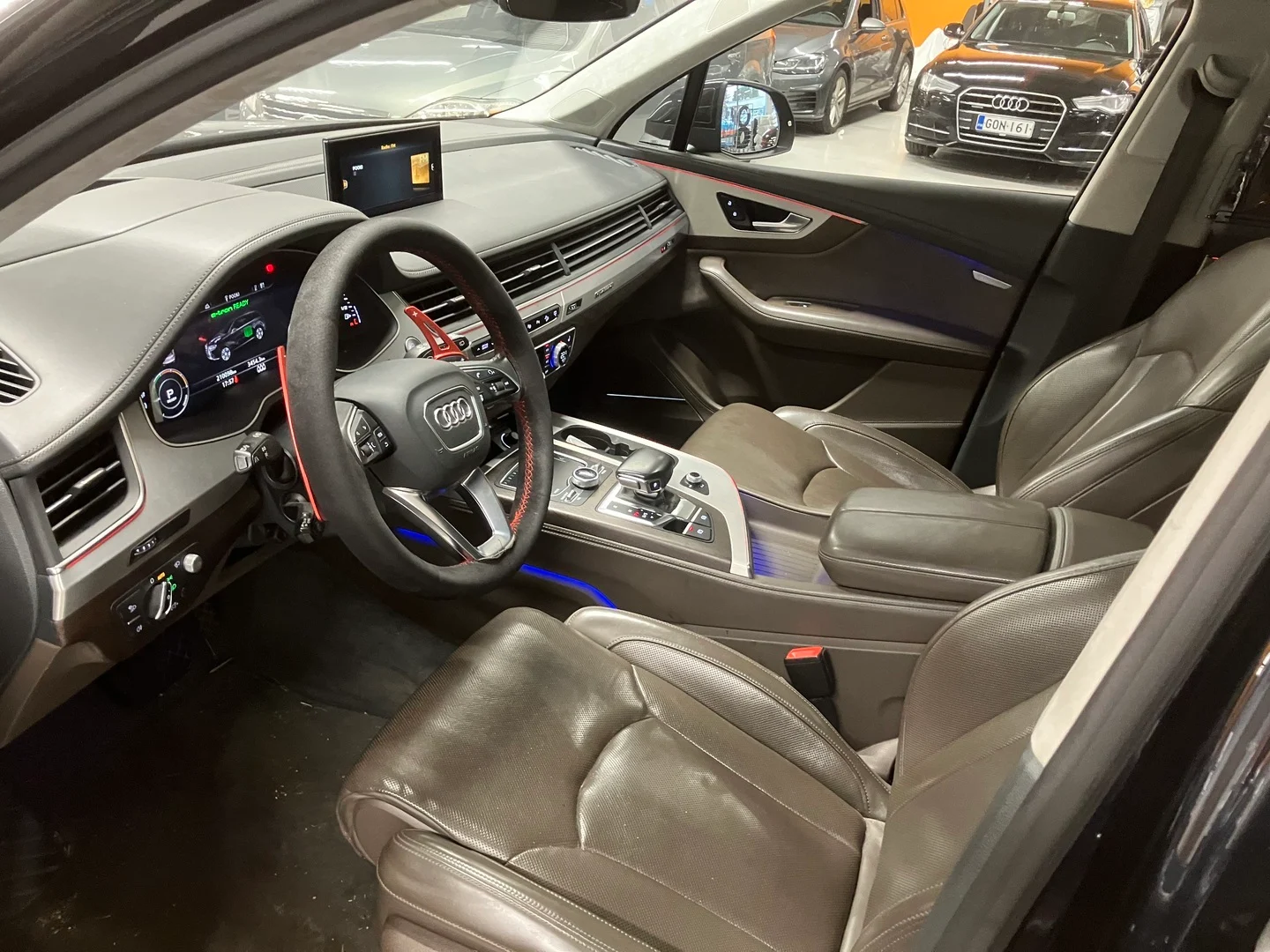 Car Image - 5Lgw1Z9RekA5dt6XQx07XN
