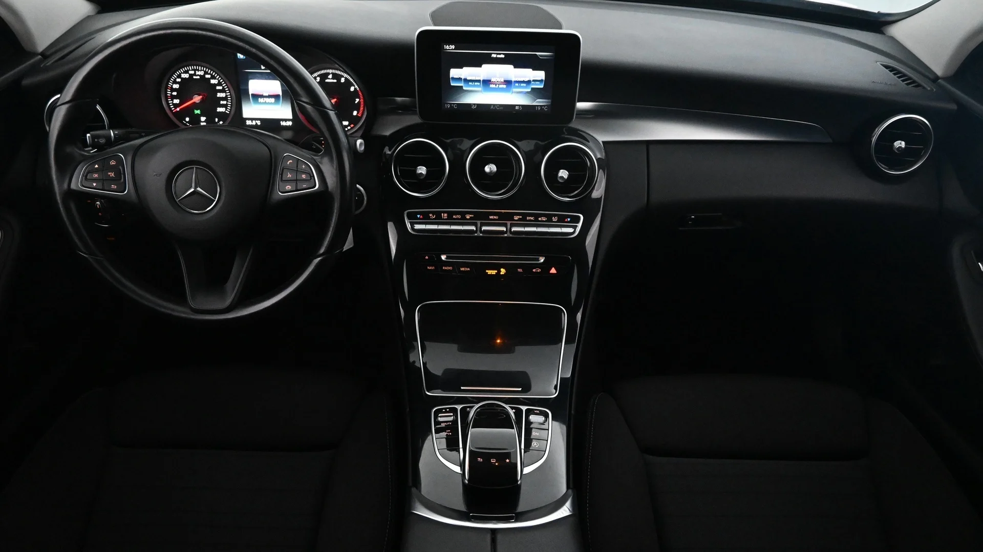 Car Image - 8fsJWIVRYIdcwd6IQihQN