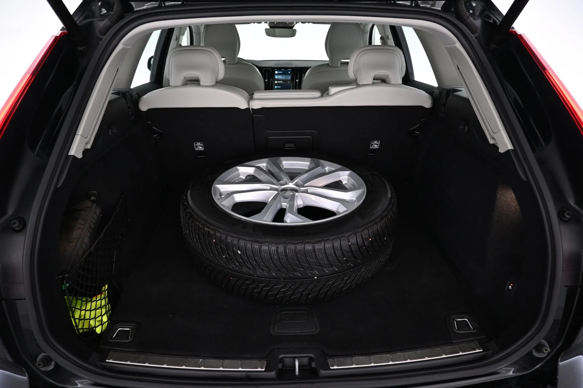 Car Image - 80JiCuQp21PPsYqg8USoS