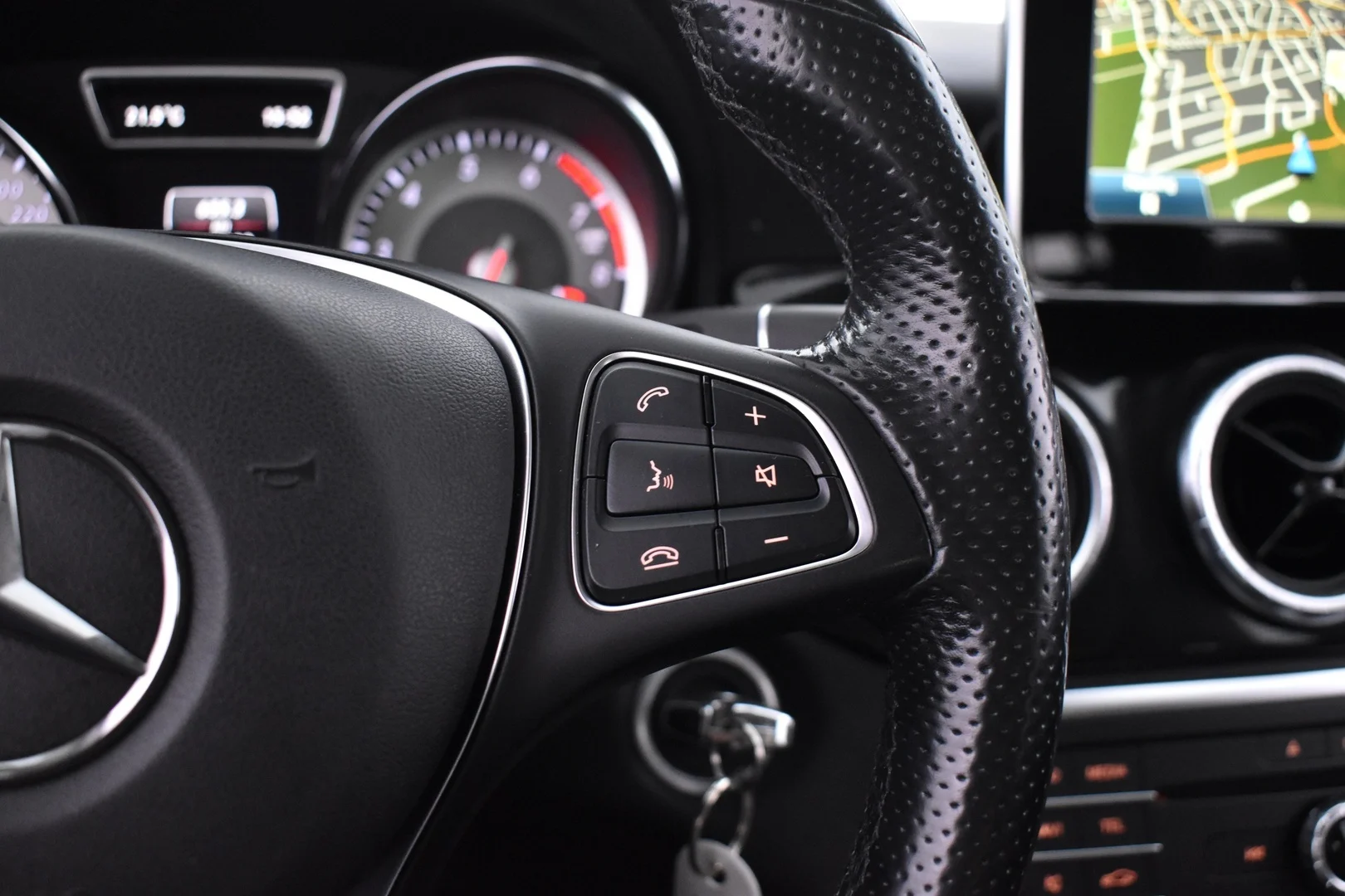 Car Image - 3rD07PH4m9lbEcNSLr8gS0