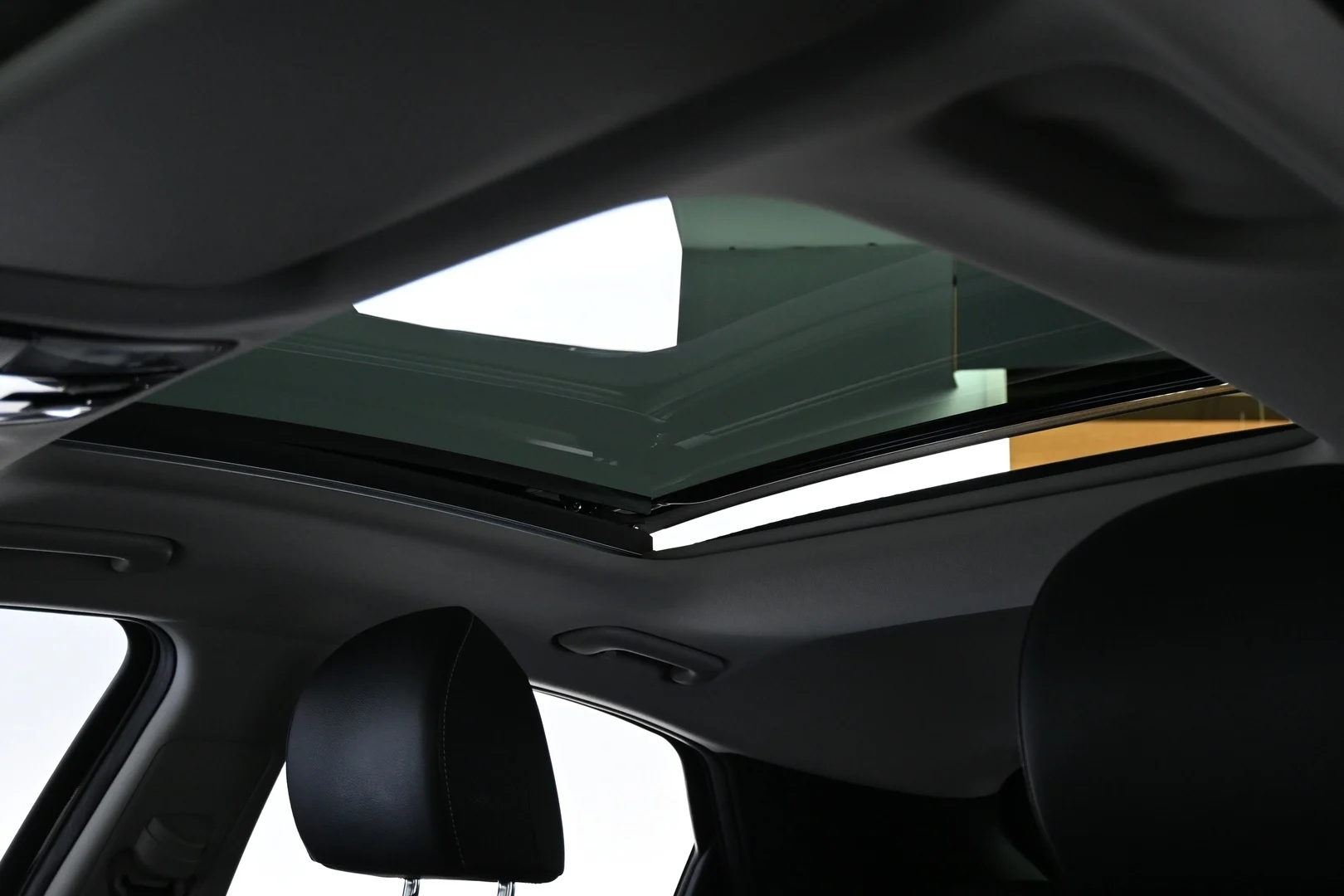 Car Image - 7t1VBaASfl54SzHZYTjgOq