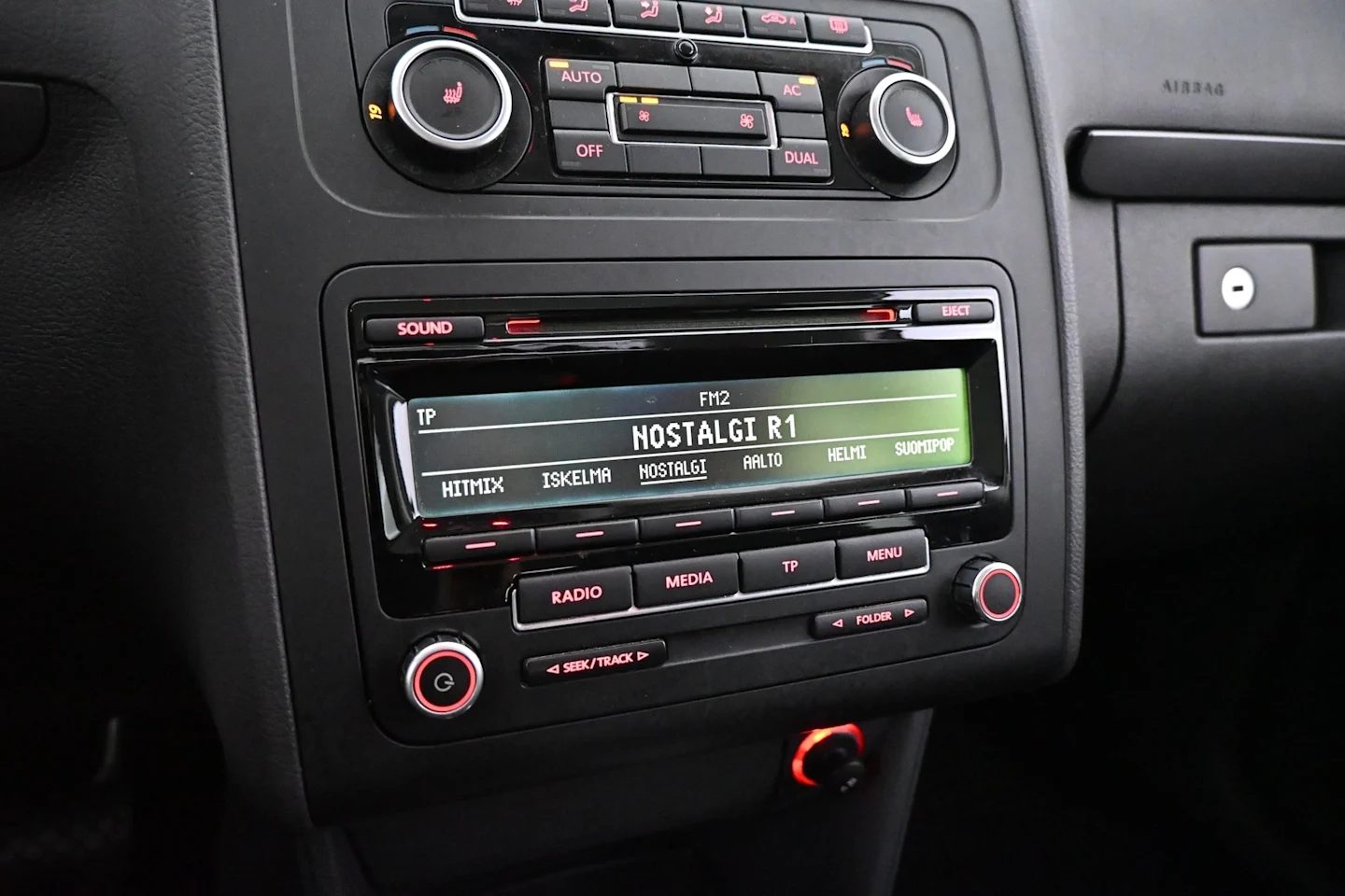 Car Image - 7DaFX37COitguY9DbIhVTh
