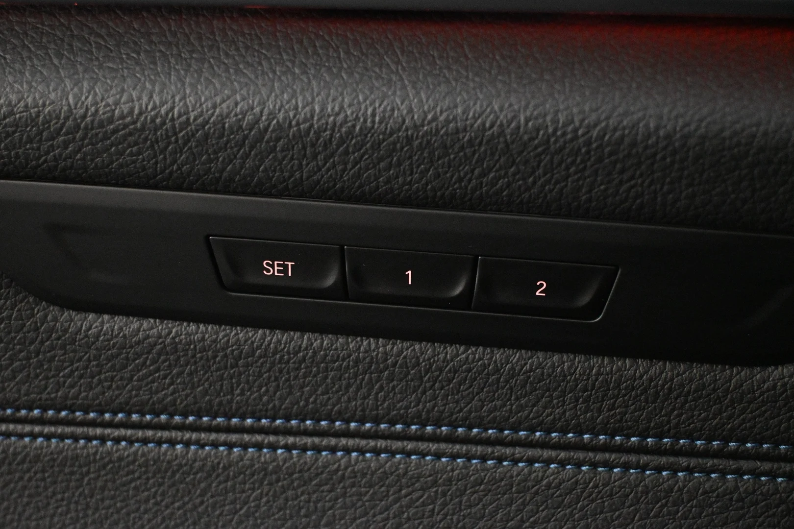 Car Image - 2u0UkxjcXIIdZLHen0Gx1e
