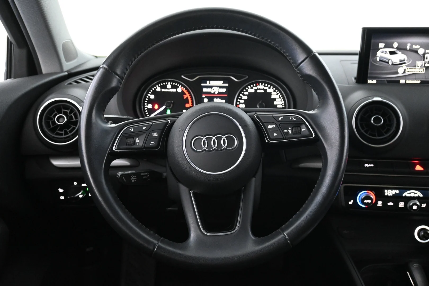 Car Image - 4MxS7hTw4DHG81ItsDxuoV