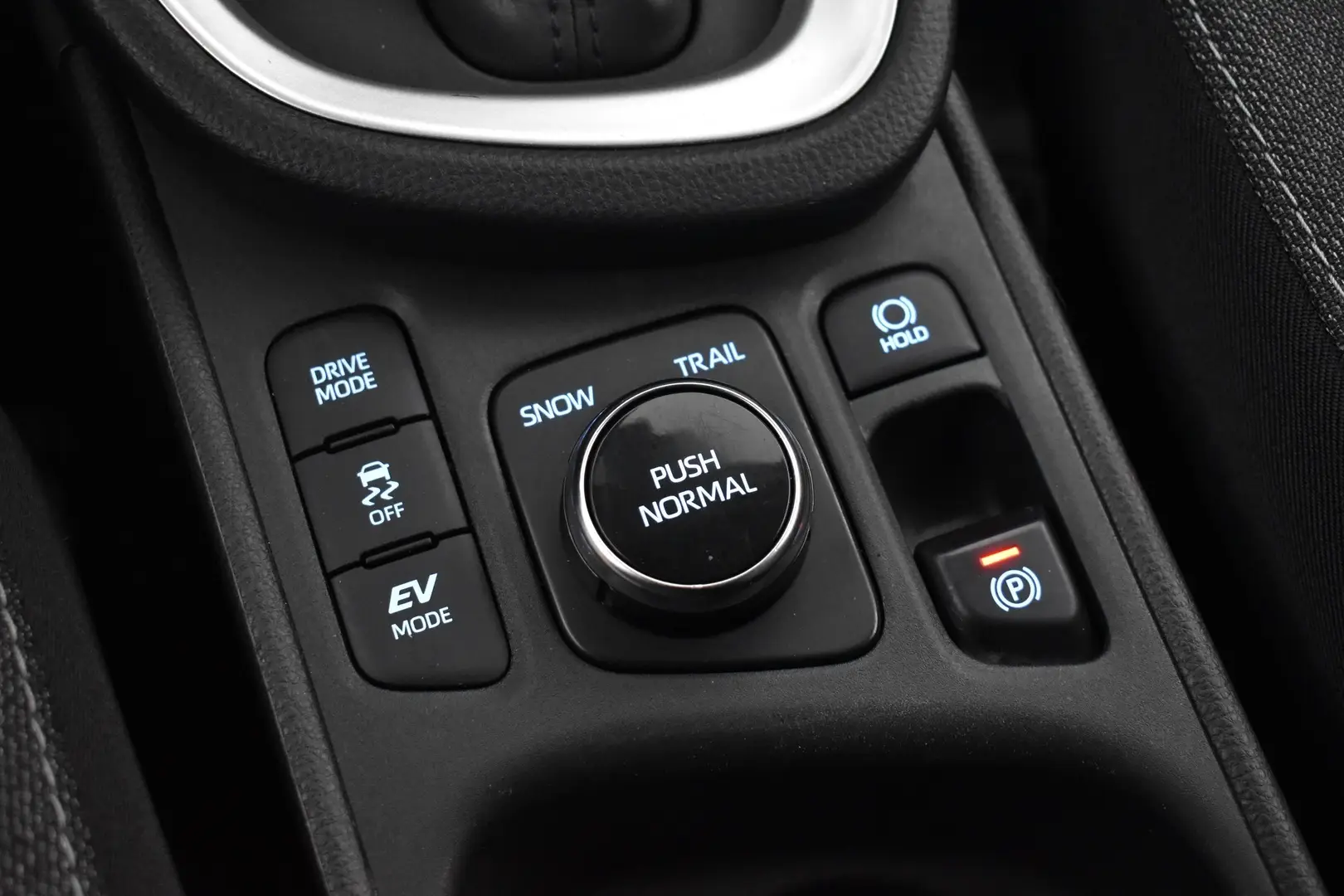 Car Image - 2Kra0h8Cy71aTqLhebFHyX