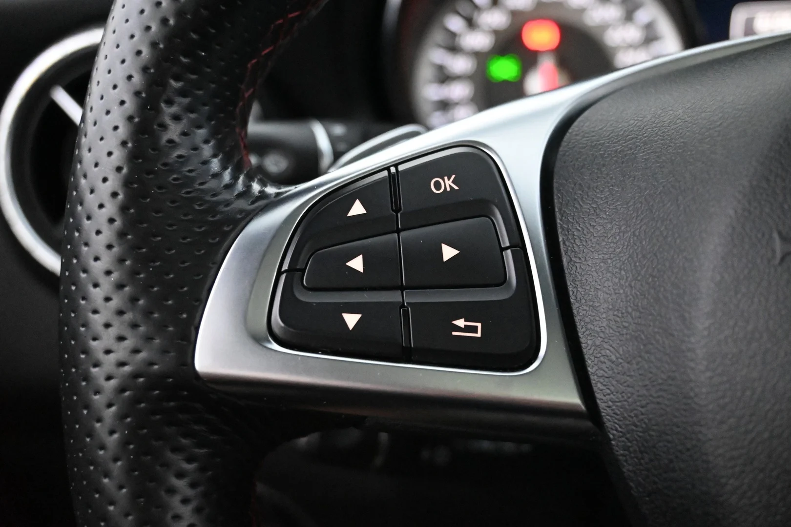 Car Image - 53VC5y9v5ghloNjKO8vSbp