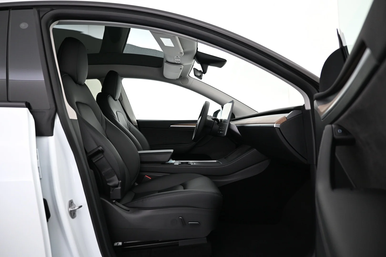 Car Image - 1w6yo282FhmzjWBpDpRyZb