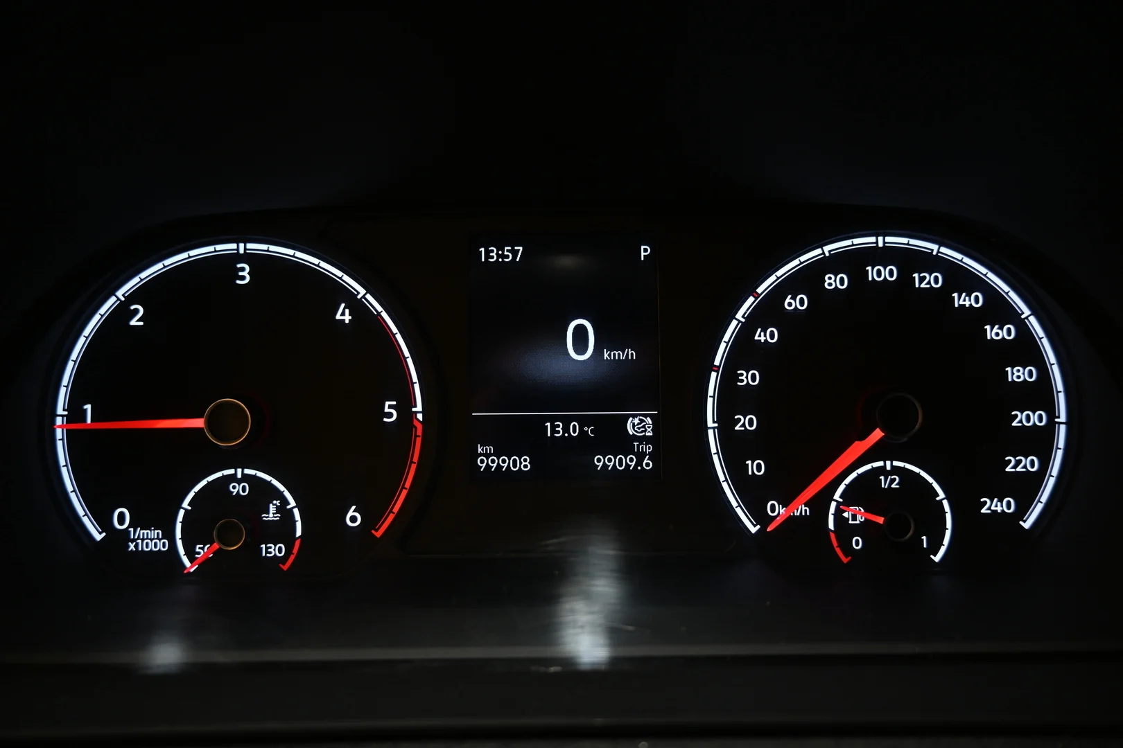 Car Image - 7zeitTk3RE76c5giil8nCU