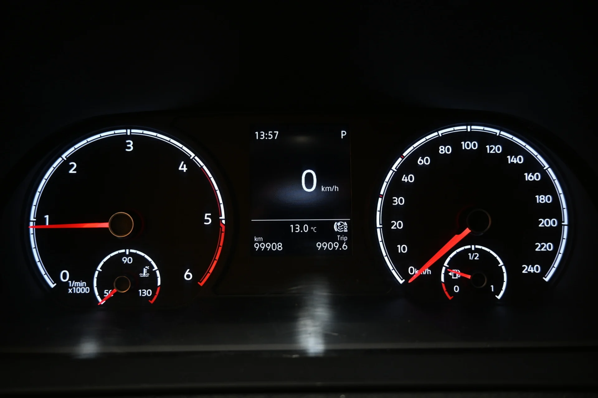 Car Image - 7zeitTk3RE76c5giil8nCU