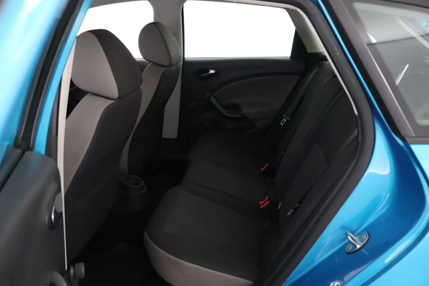 Car Image - 1ktIelNyVWMCu3HUivpKuX