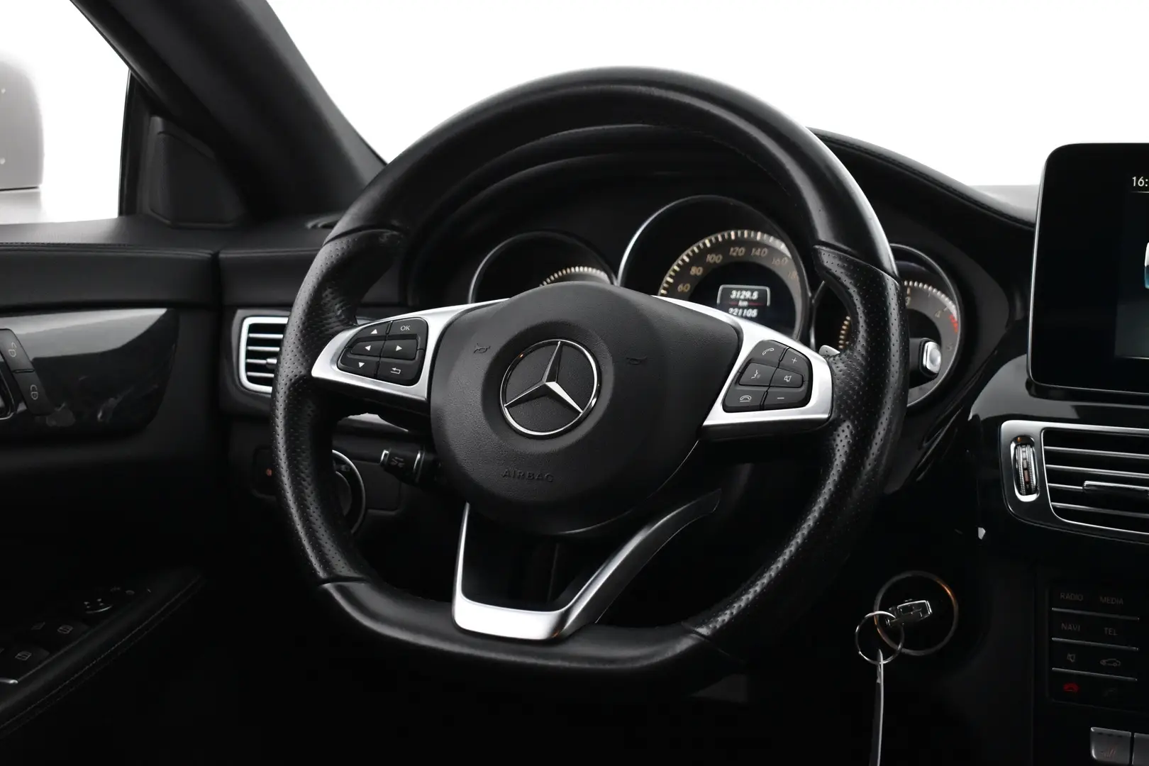 Car Image - mVR9odQt4c6ElLhBcWNBQ