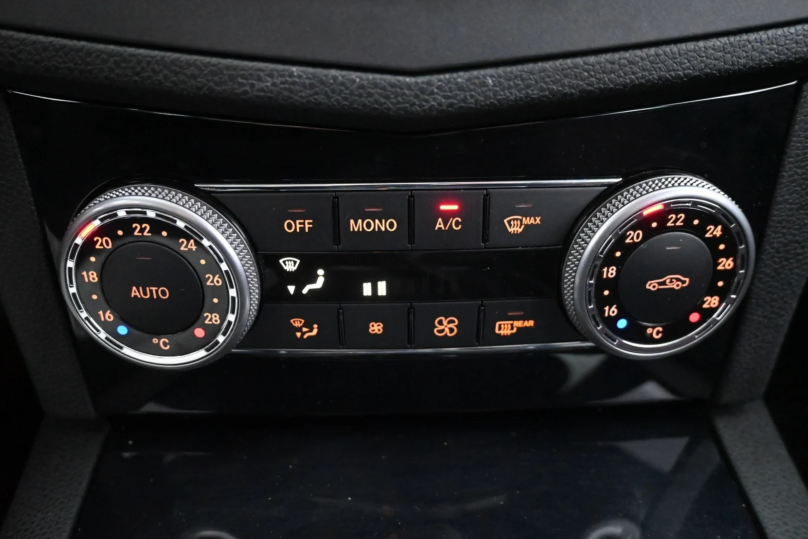 Car Image - 250wZNHzF7OKVX5KleWge2