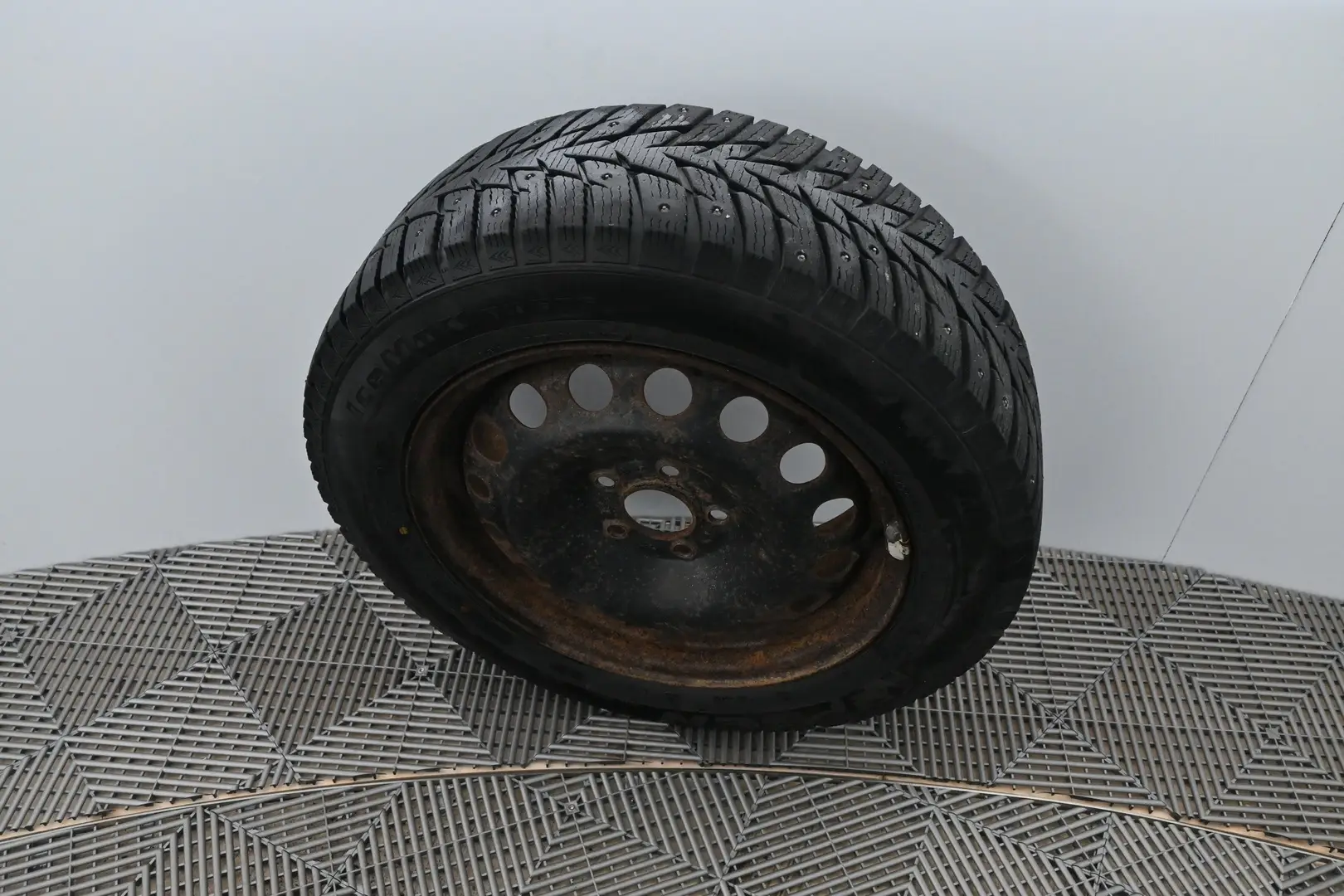 Car Image - 1CWrVQAwoIGrFAfZti4eiq