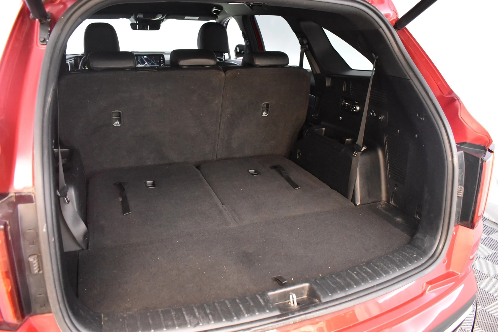 Car Image - 1S0ZKgwlBzxYTPlaF0oVGD