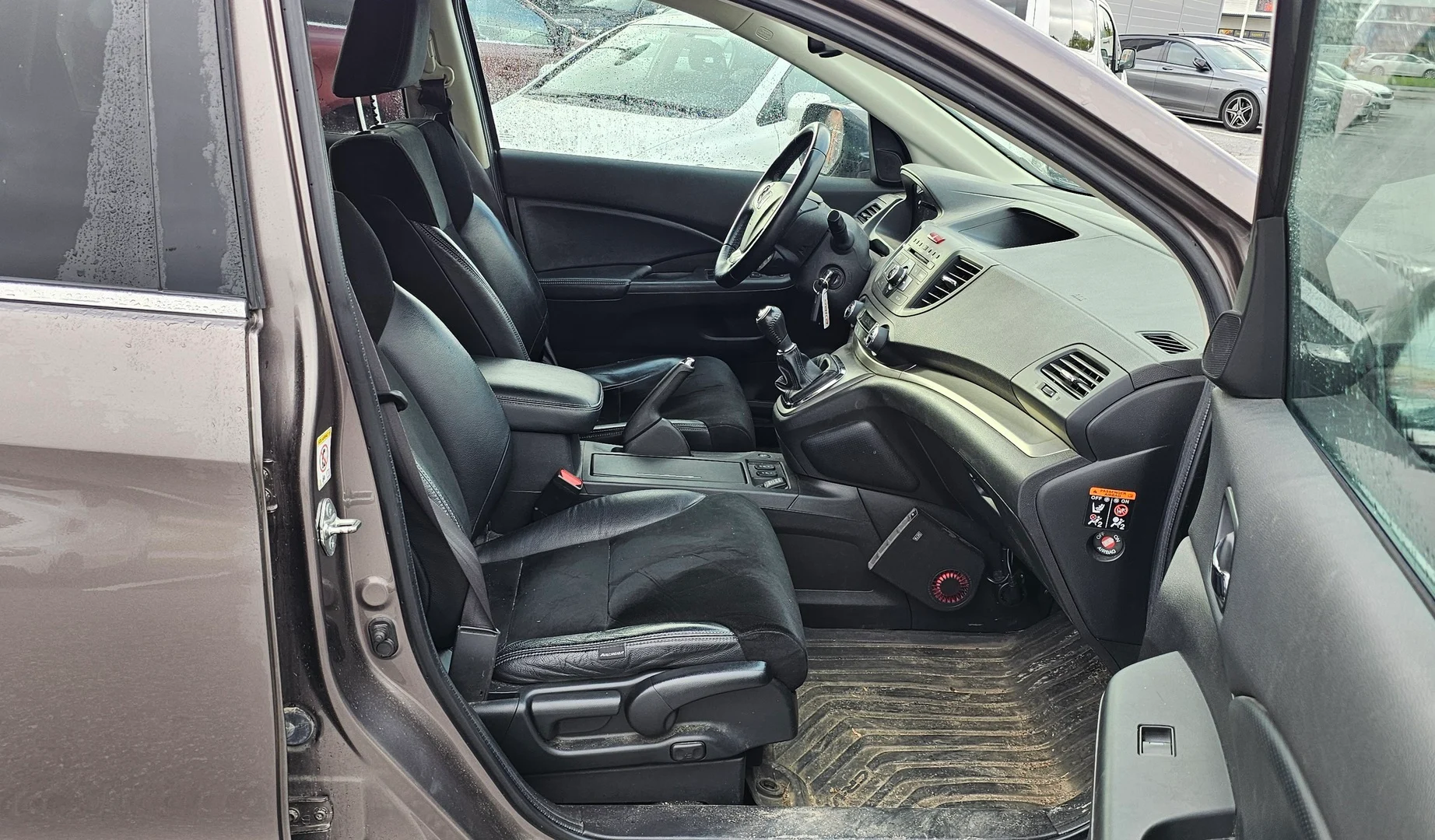 Car Image - 2wkQk05WR04sUfea980Frf