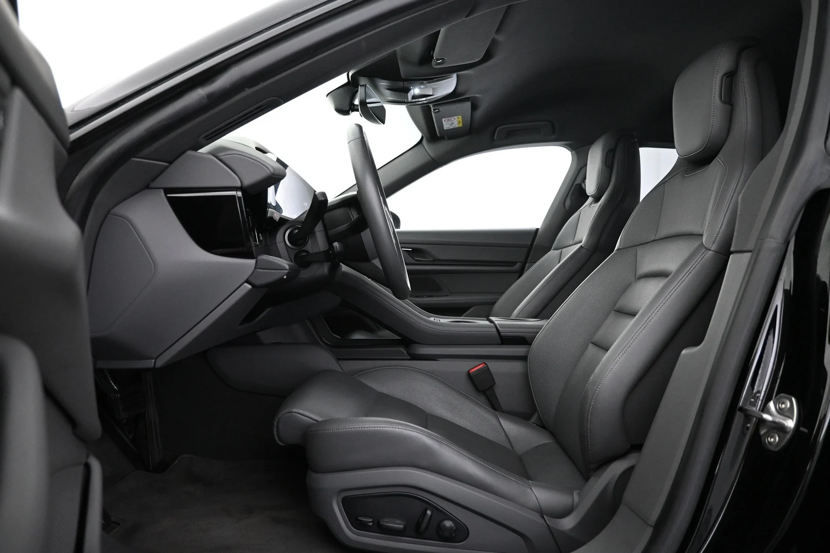 Car Image - 1ts2EMq7QdryiM9IJp1B7Q