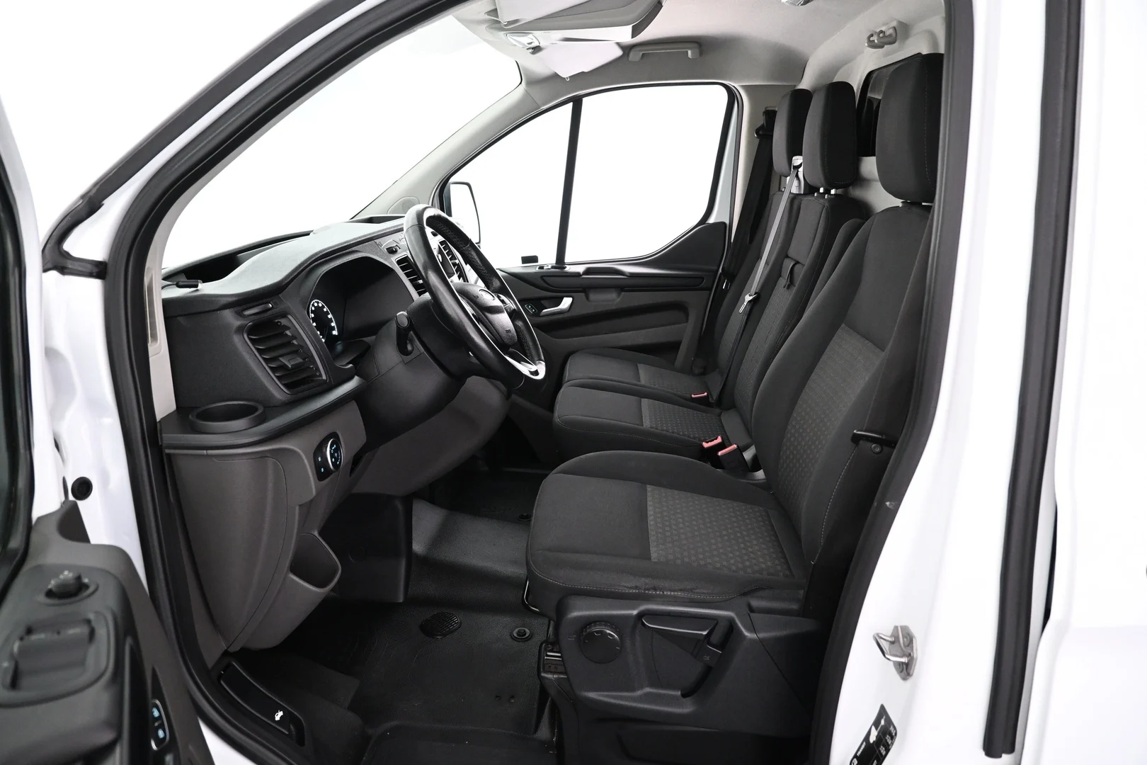 Car Image - 6TUemu2YPRcNSKUl0LY8O5