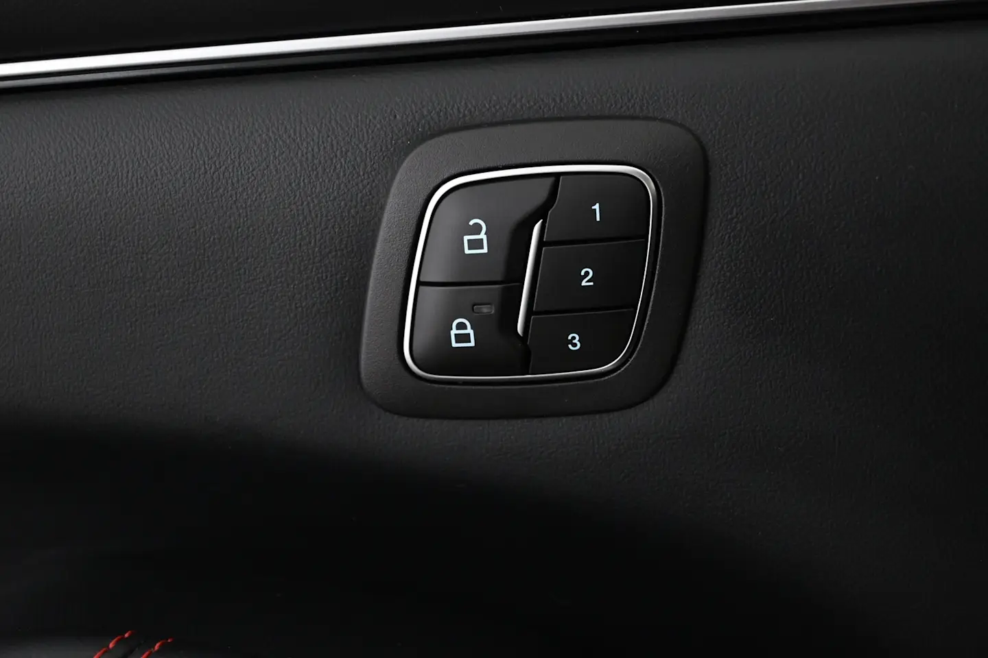 Car Image - 7Gr5ibZjdWTi9IjFPAeiAt