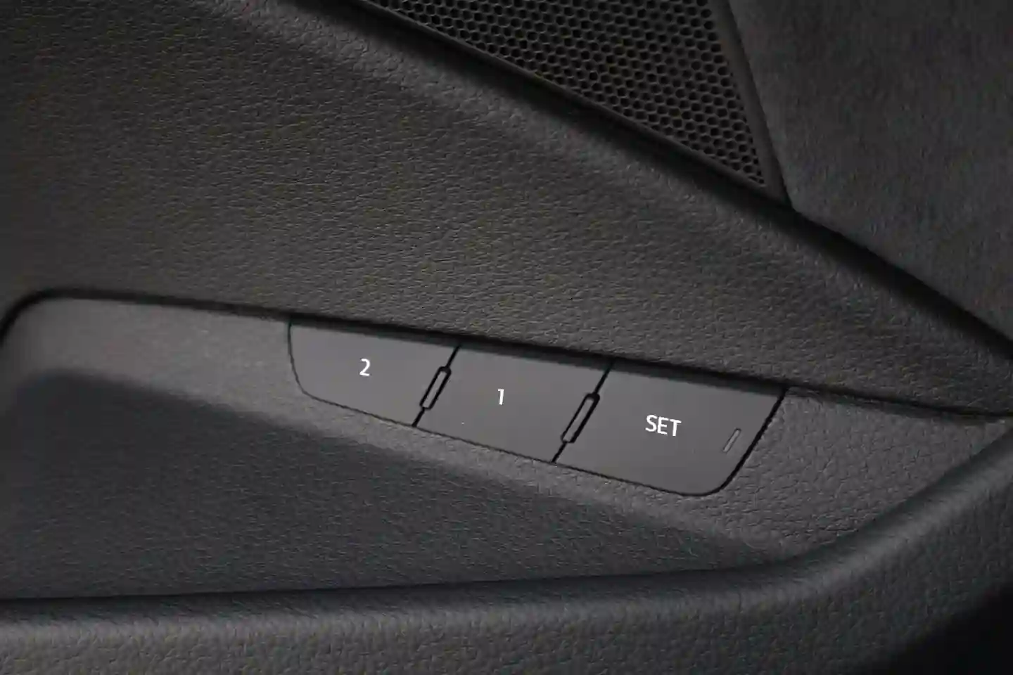 Car Image - 5trnScceGtxTrC4zPXKTCt