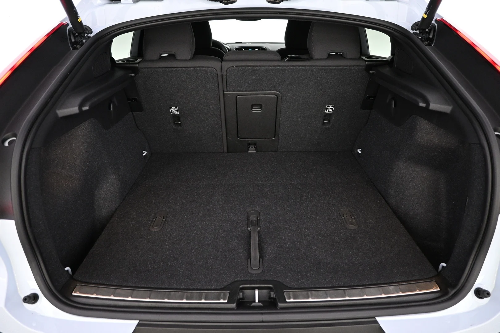 Car Image - 6VBuSt5GMa8Nda3BUJqgmY