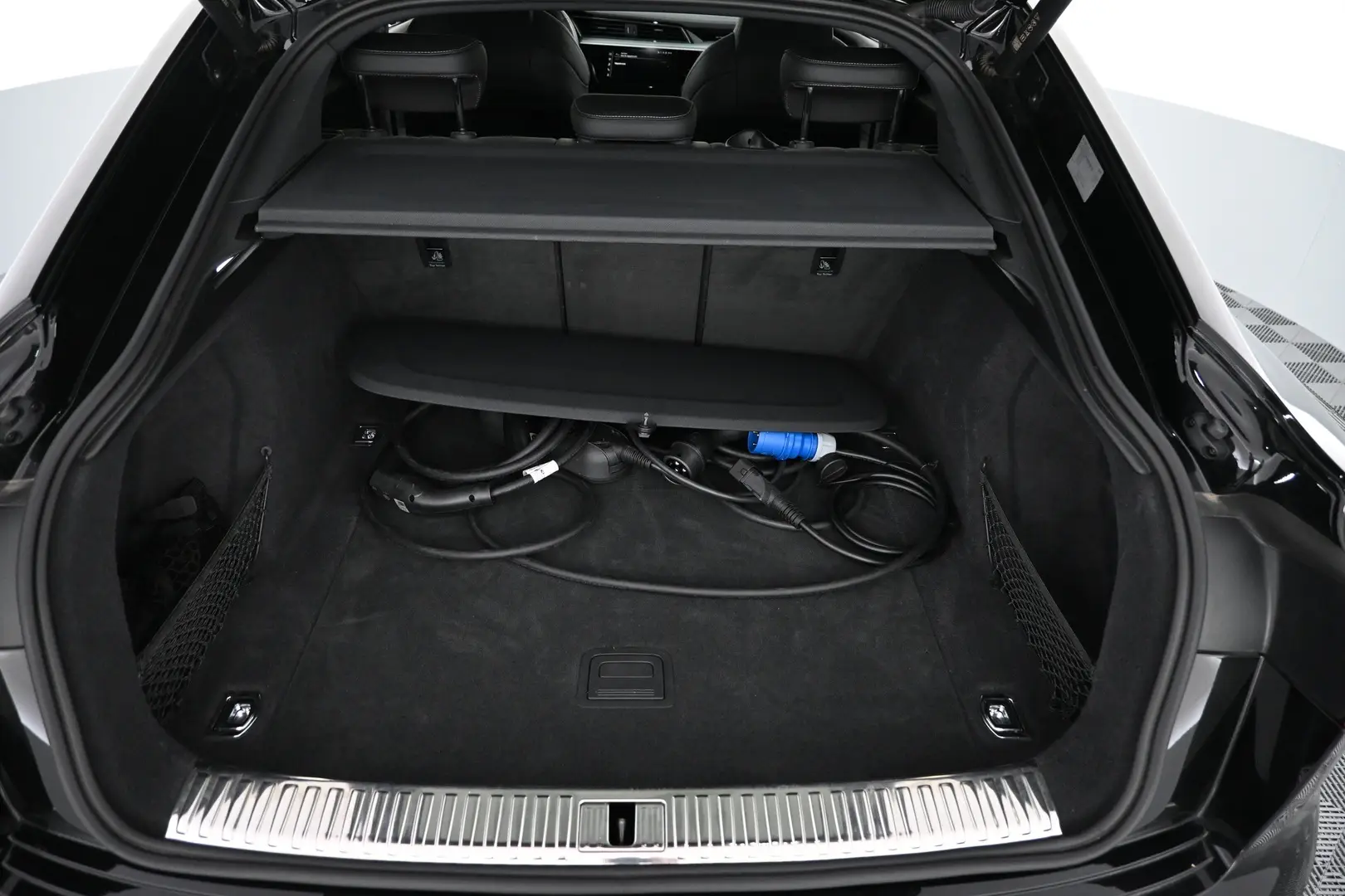 Car Image - 3A49QndwdEEC2yBbmC90lx