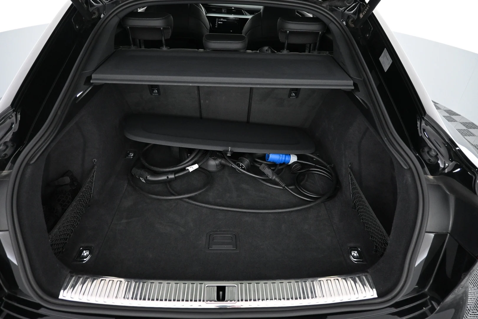 Car Image - 3A49QndwdEEC2yBbmC90lx