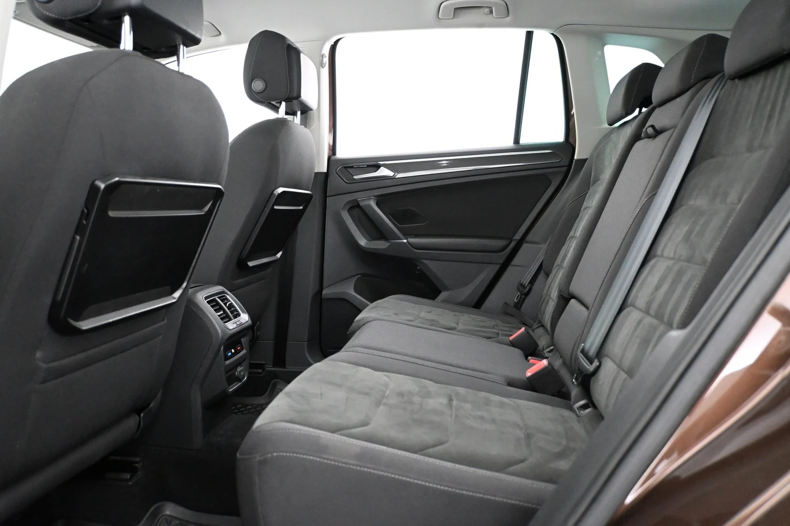 Car Image - 4tg7GynE4JI6tjpPiFnfpN