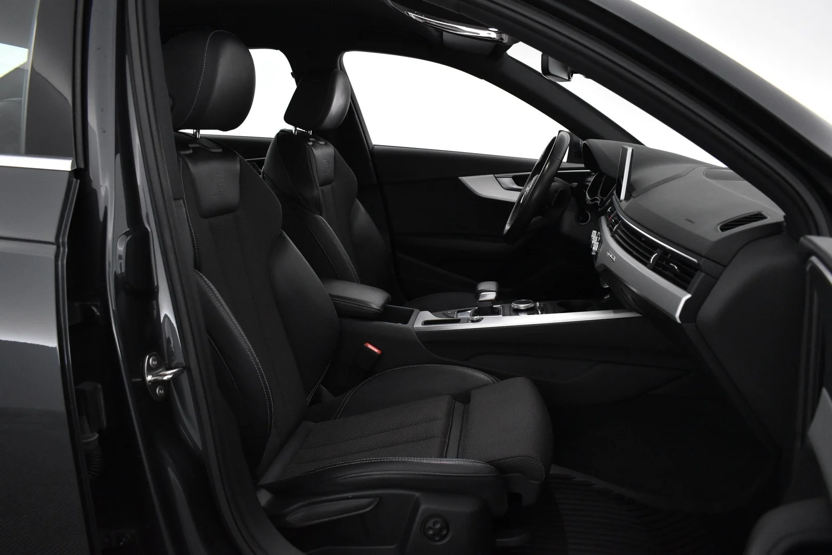 Car Image - 3s9KHOSGwEZlXOS6rZ0gsH