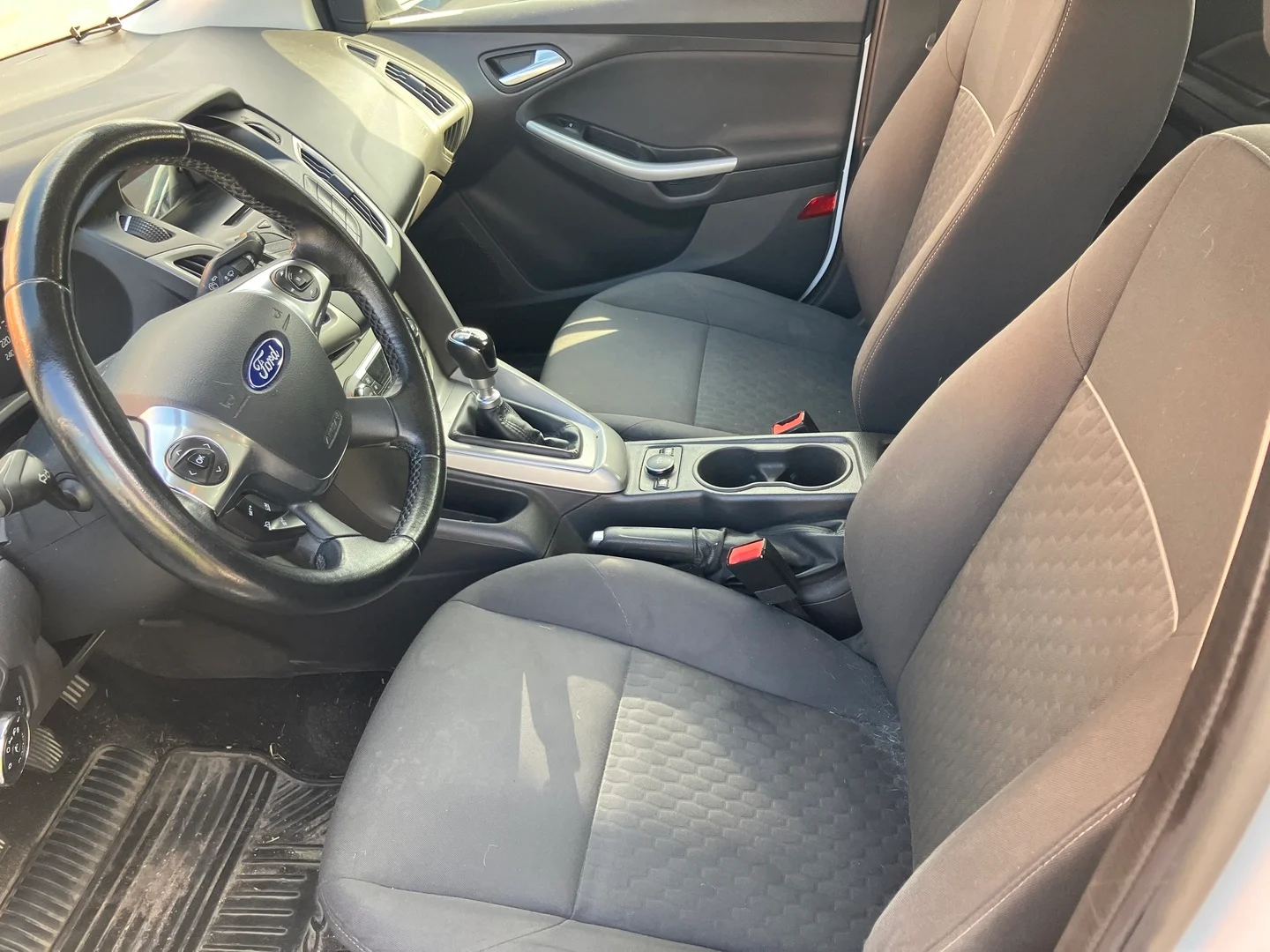 Car Image - 2fZvlpMDSNYp1sE3UJxpqY
