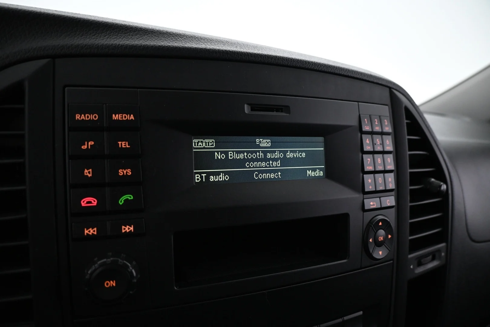Car Image - 1hGqOhn4d4Bvr6nmbkgrod