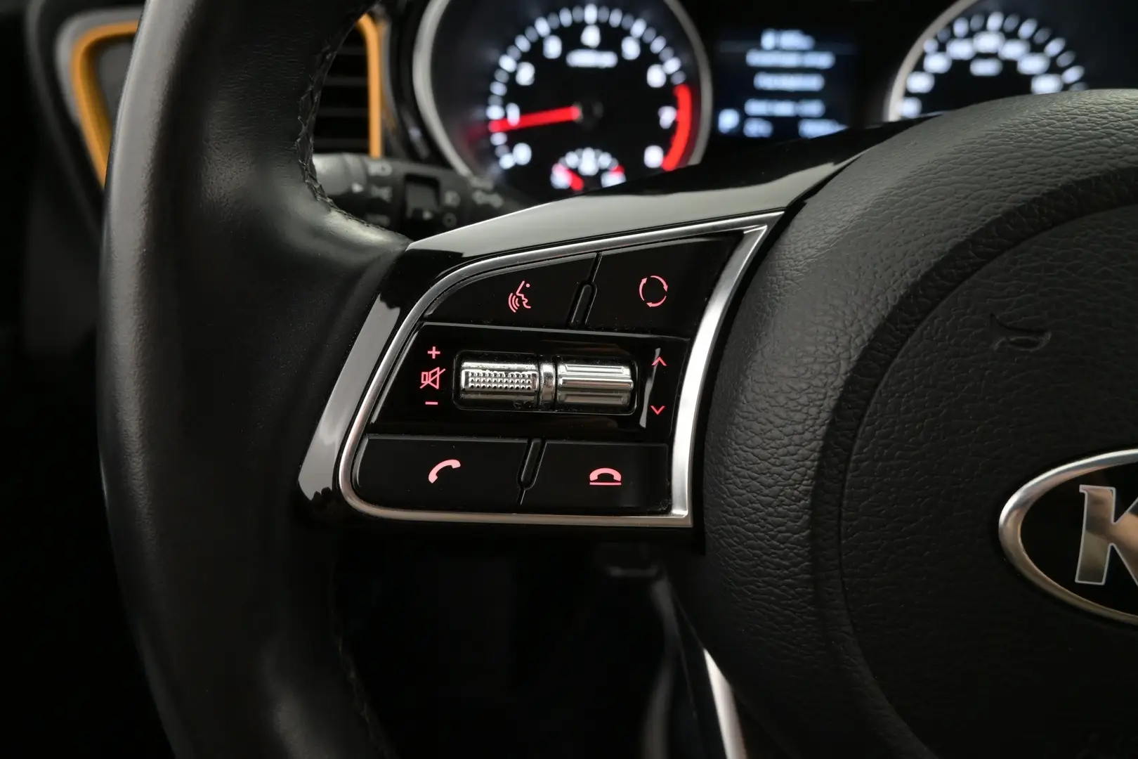 Car Image - 1J2ak7NvMGh4XkfnKpQIK5