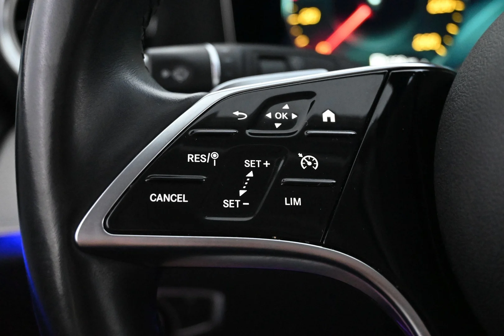 Car Image - 1VmwuwBLUvAt5dzi5gdI3w