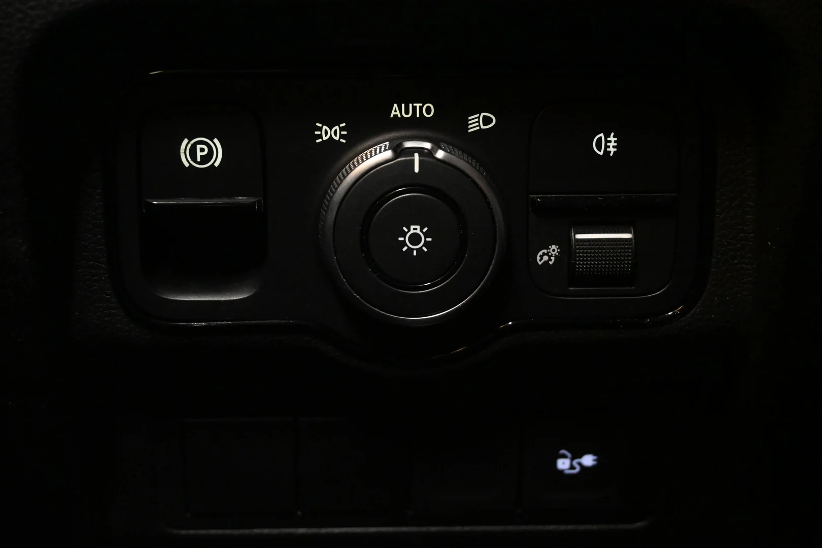 Car Image - 3fTWb29Alf8RoUYuGdVtsX