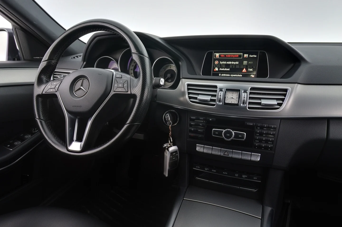 Car Image - 3b4tIwlkBwQRDHNE2WWawf