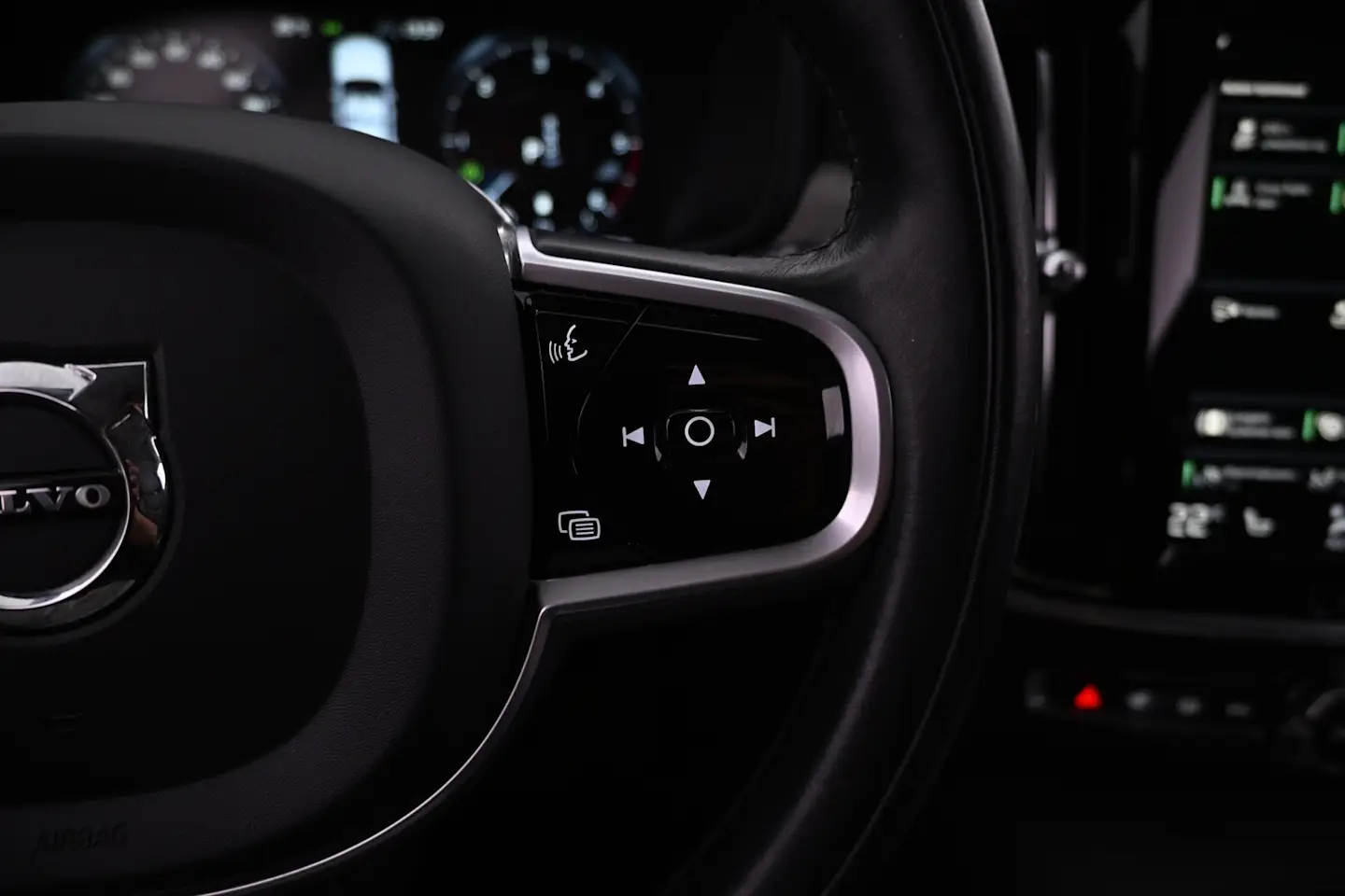 Car Image - 6QL7dHFukHTZcdM1cWh70G