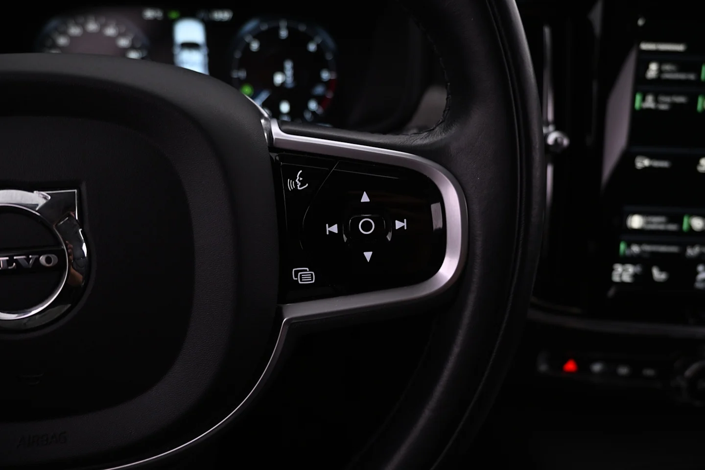 Car Image - 6QL7dHFukHTZcdM1cWh70G