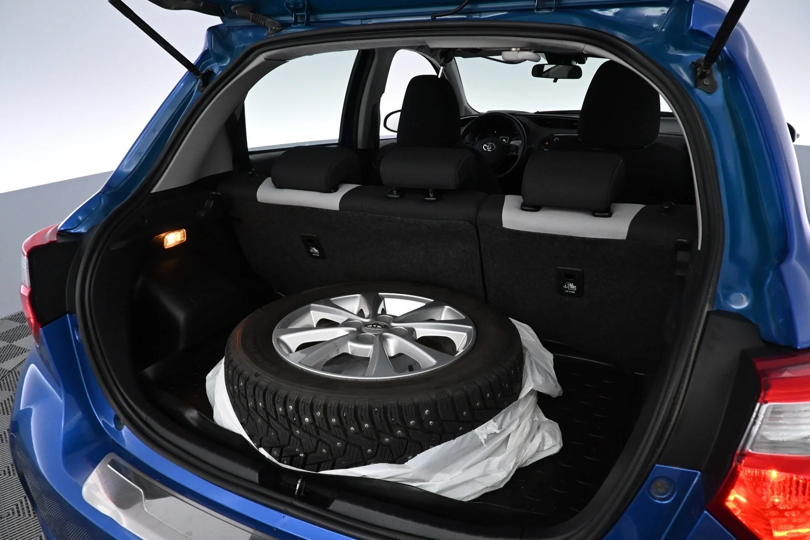 Car Image - zSbGdGcQYDdStUNDkWIz3