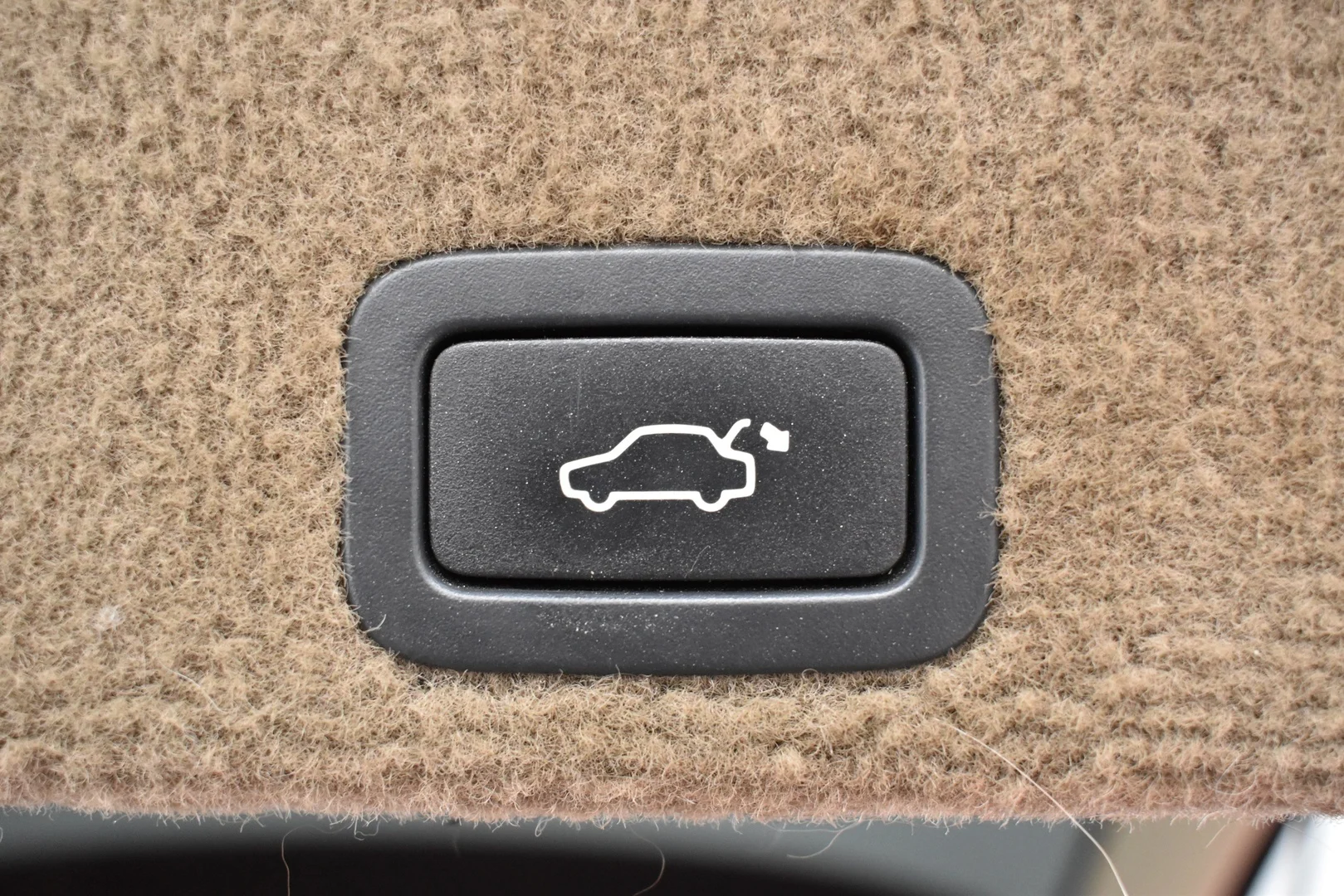 Car Image - 7xvdpPqGeEEvLElzSMtgxq